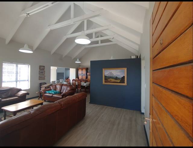 3 BEDROOM HOUSE FOR SALE IN BAYVIEW